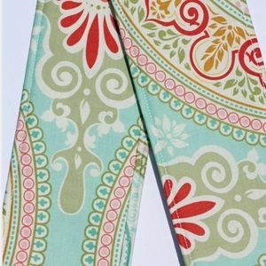 Patterned Camera strap | Lens Pocket and Padding